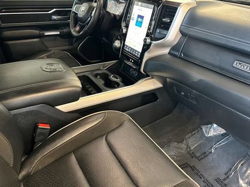 Used 2022 RAM 1500 Laramie AWD/4WD image 17