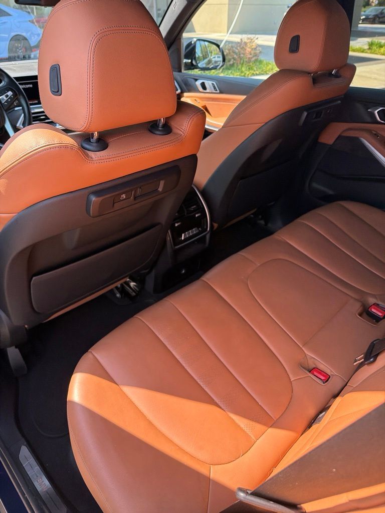 Used 2022 BMW X5 sDrive40i w/ Premium Package RWD image 10