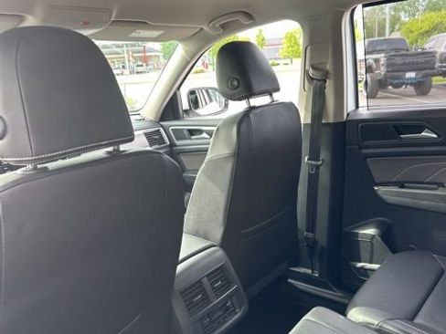 Used 2023 Volkswagen Atlas SE FWD image 22