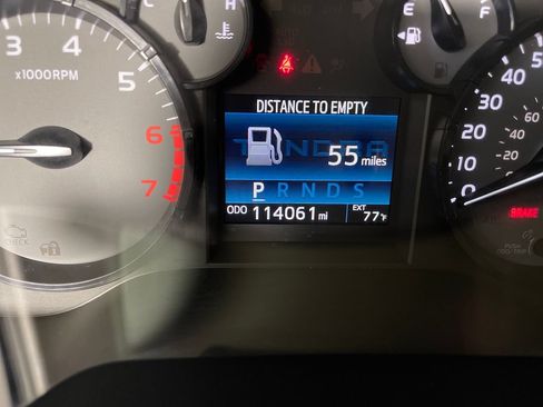 Used 2015 Toyota Tundra SR w/ Tow Package RWD image 19
