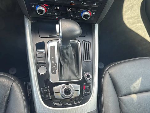 Used 2014 Audi Q5 3.0T Premium Plus AWD/4WD image 28