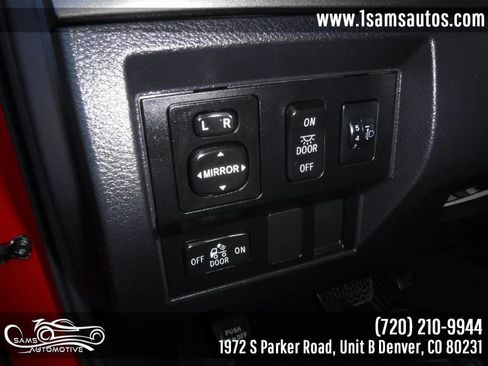 Used 2017 Toyota Tundra SR5 AWD/4WD image 39
