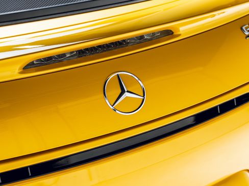 Used 2020 Mercedes-Benz AMG GT R image 33