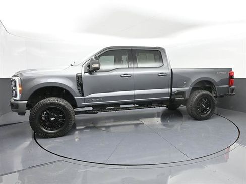 Used 2024 Ford F250 Lariat w/ Sport Appearance Package AWD/4WD image 31