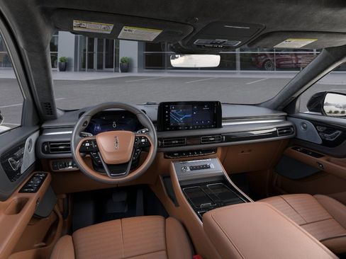 New 2026 Lincoln Aviator Black Label AWD/4WD image 9