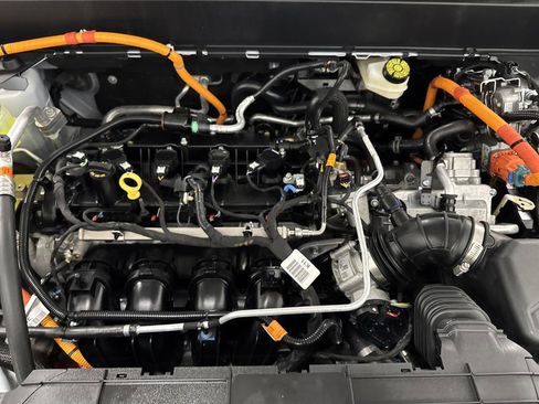 Used 2024 Ford Maverick XL image 34