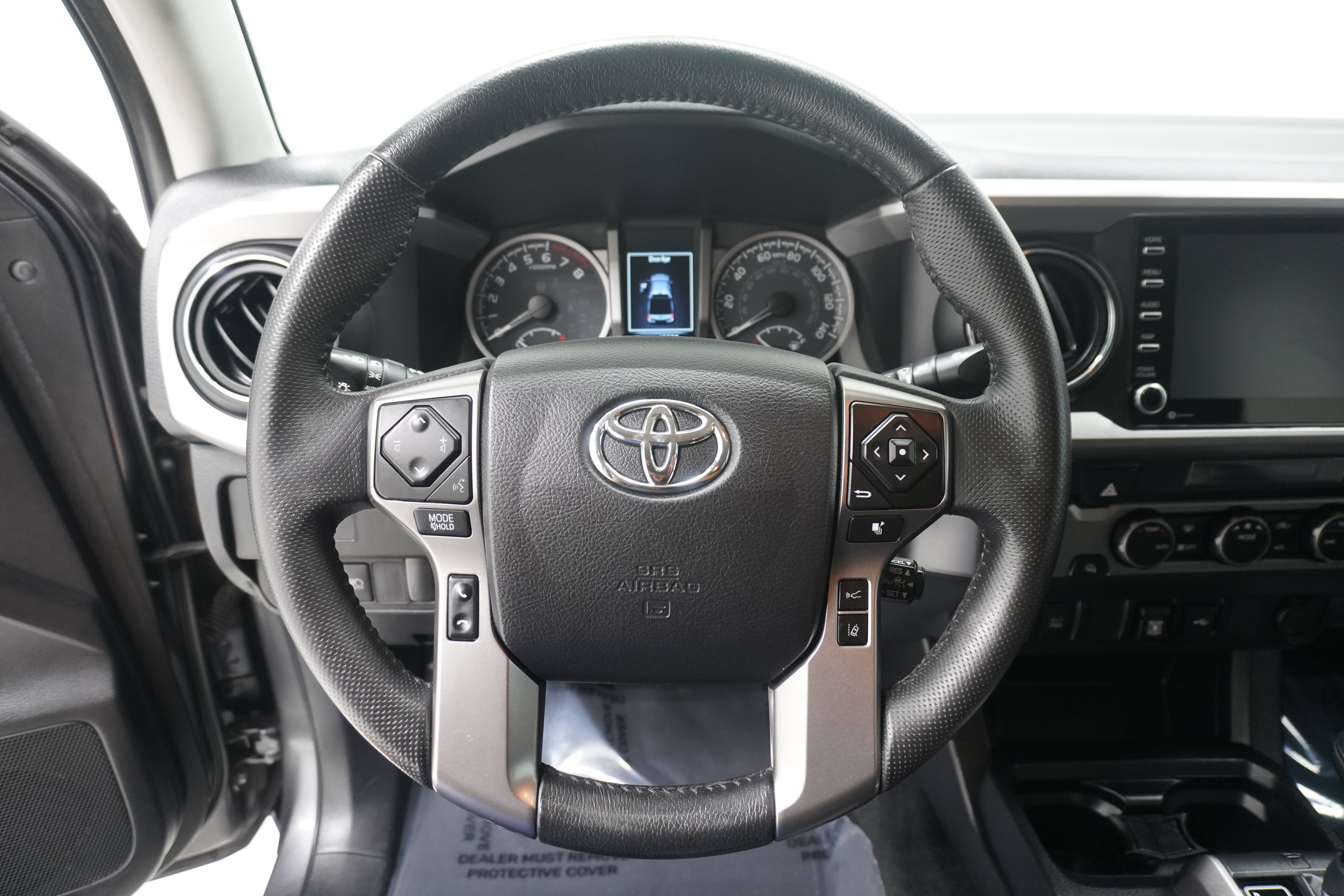 Used 2021 Toyota Tacoma SR5 RWD image 16