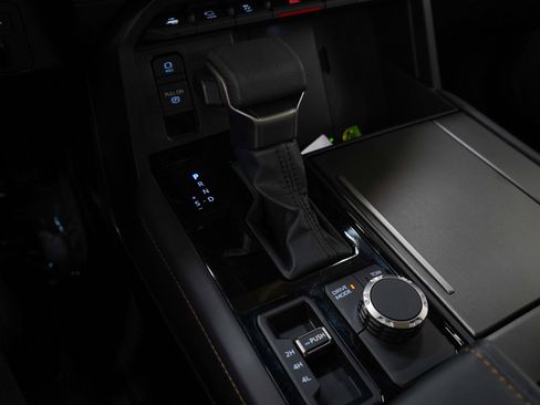 Used 2026 Toyota Sequoia Capstone image 28