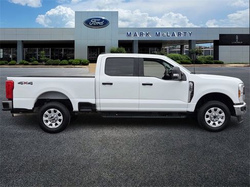 Certified 2024 Ford F250 XLT image 6