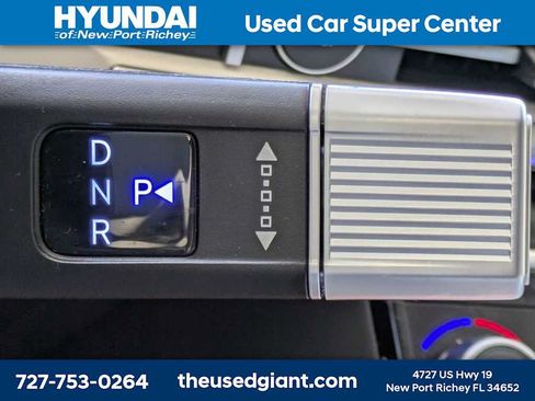Used 2025 Hyundai Santa Fe Calligraphy FWD image 43