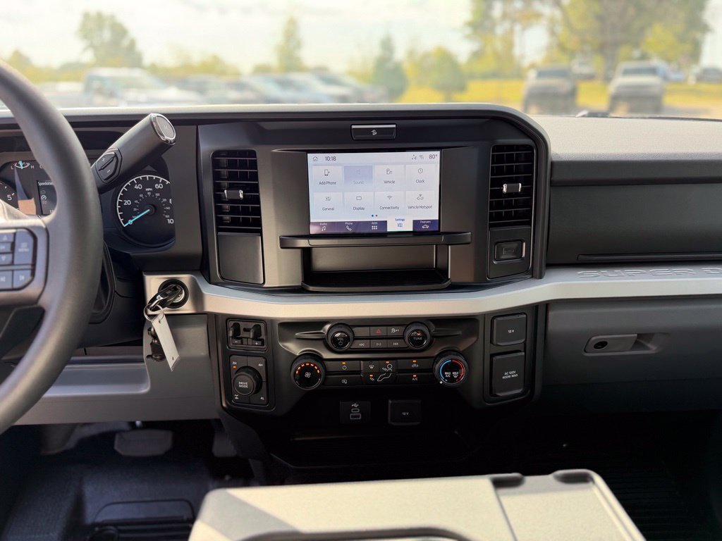 New 2027 Ford F250 XLT w/ FX4 Off-Road Package AWD/4WD image 23