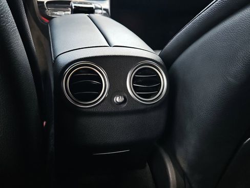 Certified 2017 Mercedes-Benz E 300 4MATIC image 17