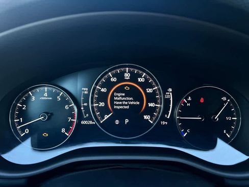 Used 2019 MAZDA MAZDA3 Sedan w/ Preferred Package image 29