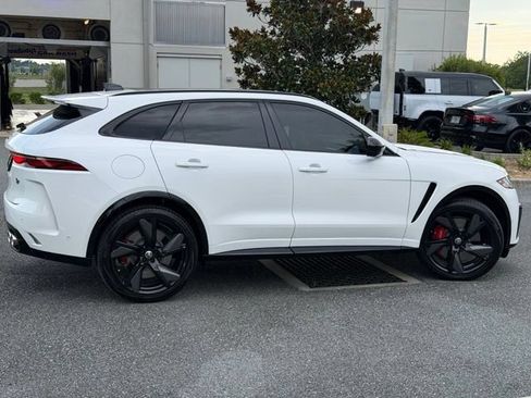 Used 2026 Jaguar F-PACE SVR AWD/4WD image 12