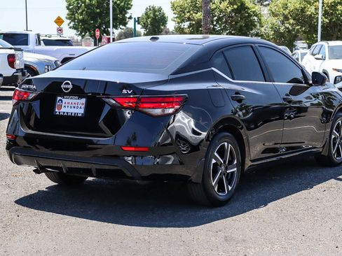 Used 2024 Nissan Sentra SV FWD image 6