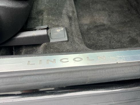Used 2013 Lincoln MKZ FWD image 13