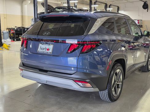 Certified 2025 Hyundai Tucson SEL image 11