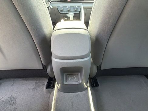 New 2026 Hyundai Elantra SE image 21