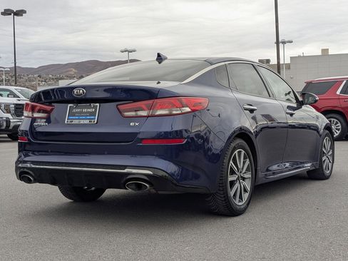 Used 2019 Kia Optima EX image 5