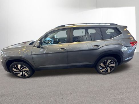 Used 2024 Volkswagen Atlas SE image 29