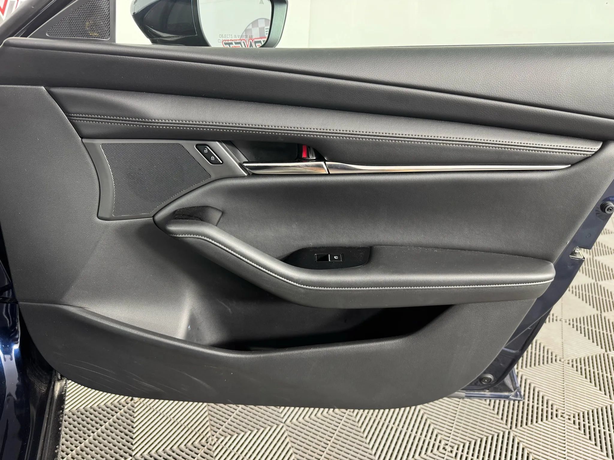 Used 2023 MAZDA MAZDA3 s FWD image 41