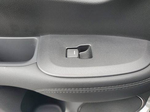 New 2027 Honda HR-V LX image 12