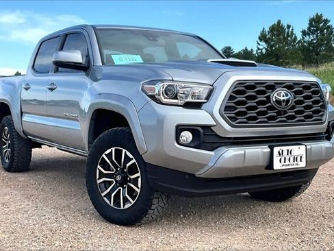 Used 2023 Toyota Tacoma TRD Sport w/ Advanced Technology Package AWD/4WD image 3