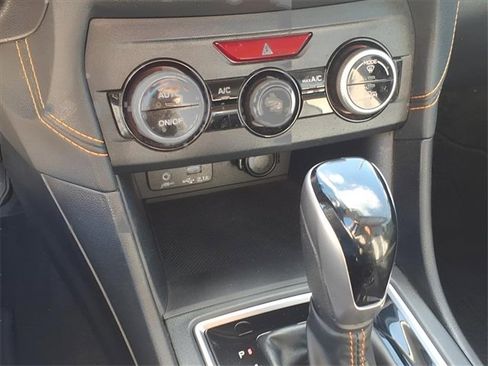 Used 2022 Subaru Crosstrek 2.5i Limited image 12