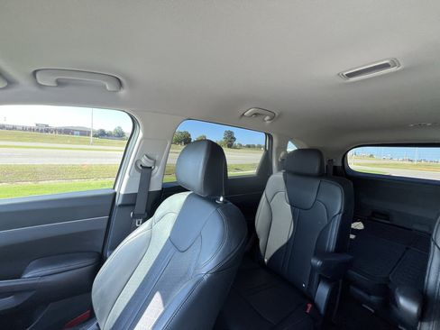 Used 2023 Kia Sorento EX FWD image 27