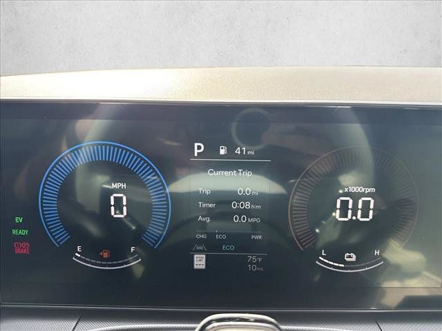 Certified 2026 Hyundai Santa Fe SEL FWD image 11