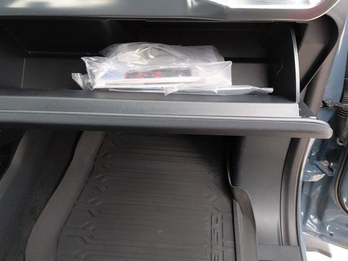 Used 2023 Ford F150 Lariat w/ Equipment Group 502A High image 12