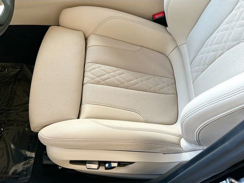 Certified 2023 BMW 530i xDrive w/ Premium Package image 20