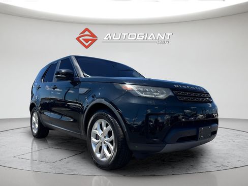 Used 2020 Land Rover Discovery SE AWD/4WD image 11