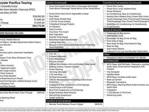 Used 2017 Chrysler Pacifica Touring FWD image 3