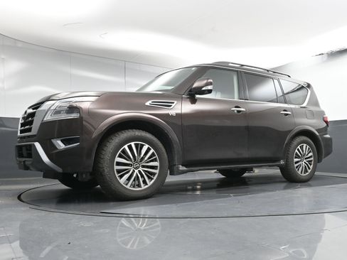 Used 2021 Nissan Armada SL w/ Captain's Chairs Package image 27