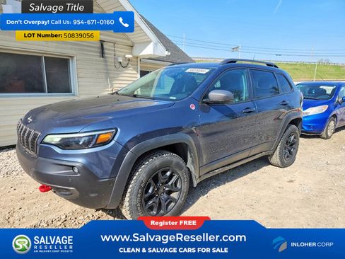 Used 2019 Jeep Cherokee Trailhawk AWD/4WD image 1