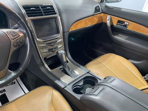 Used 2011 Lincoln MKX AWD w/ 102A Rapid Spec Order Code image 34