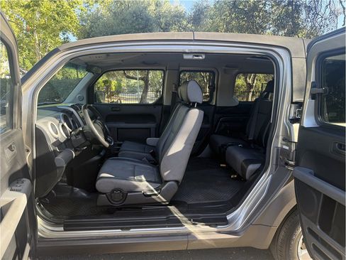 Used 2004 Honda Element EX image 11