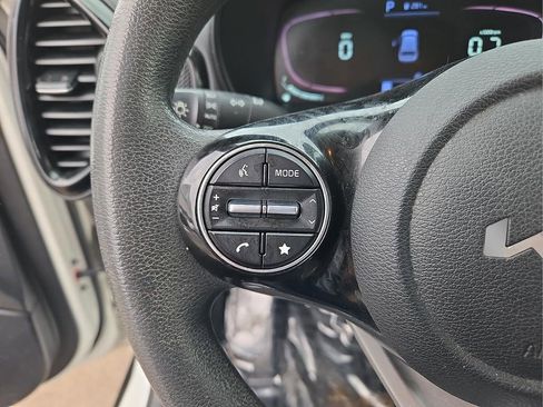 Used 2023 Kia Soul S image 23