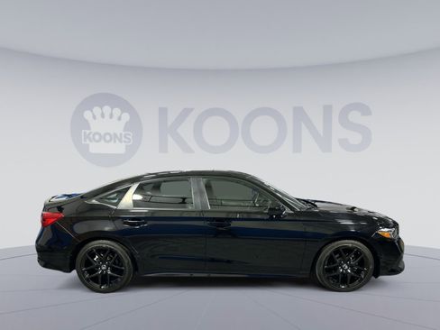 Used 2022 Honda Civic Sport image 8