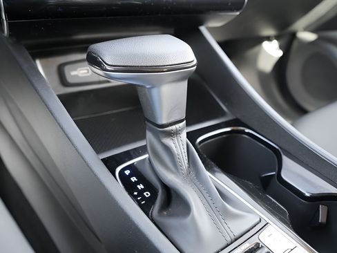 Certified 2023 Hyundai Tucson SE FWD image 28