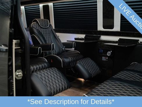 Used 2022 Mercedes-Benz Sprinter 2500 w/ Parking Package image 50