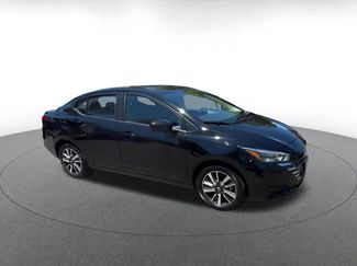 Used 2025 Nissan Versa SV FWD video 2
