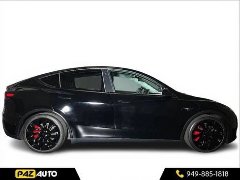 Used 2022 Tesla Model Y Performance AWD/4WD image 6