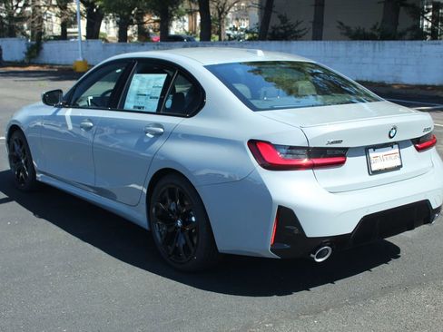New 2026 BMW 330i xDrive Sedan w/ M Sport Package AWD/4WD image 6