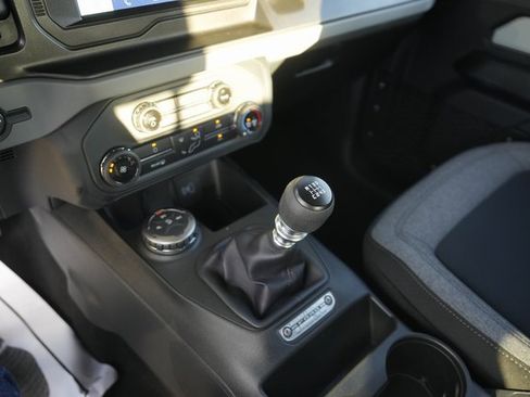 Certified 2022 Ford Bronco Base image 23