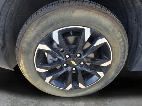 Used 2021 Chevrolet TrailBlazer LT FWD image 16