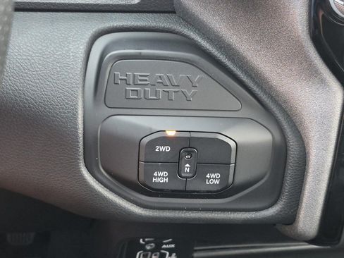 Used 2026 RAM 2500 Tradesman AWD/4WD image 25