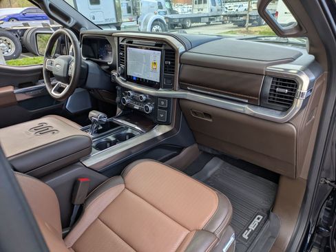 Certified 2025 Ford F150 King Ranch AWD/4WD image 45