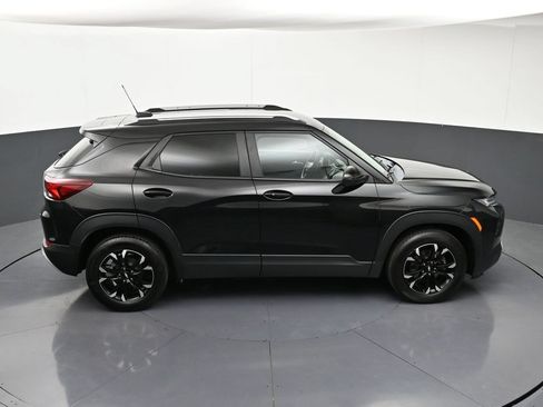 Used 2023 Chevrolet TrailBlazer LT FWD image 21